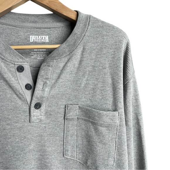 Duluth Trading Co. Men’s Grey Thermal Long Sleeve Pocket Shirt, Size XL - Picture 4 of 9